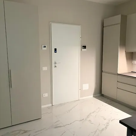 Apartment Aura Parma